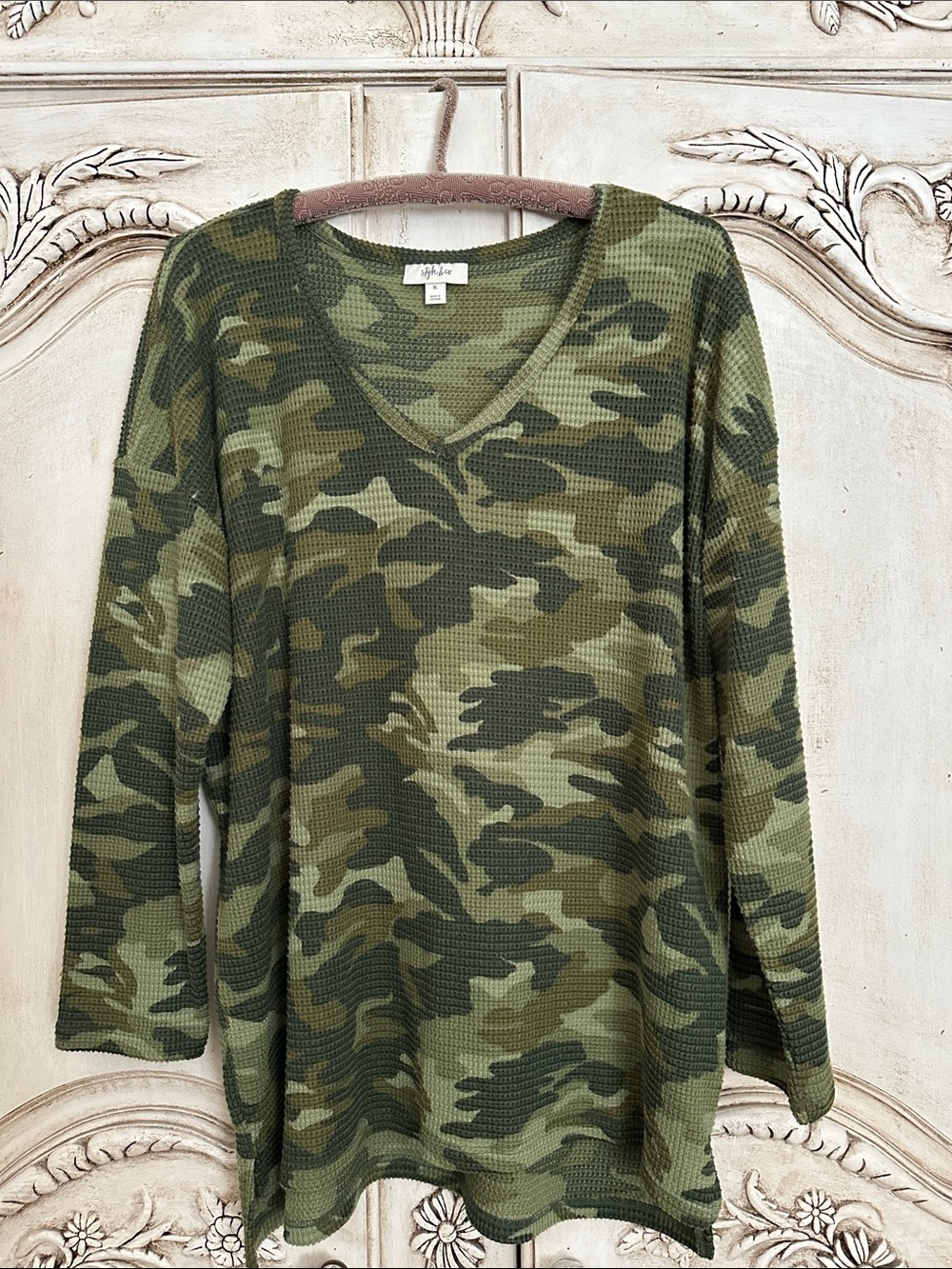 Style & Co. Olive Green Camo V-Neck Long Sleeve Top